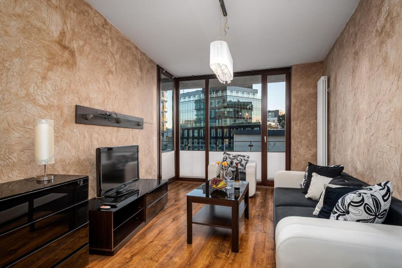 Apartmán Apart D&K Free Parking Grojecka 194 Varšava Exteriér fotografie